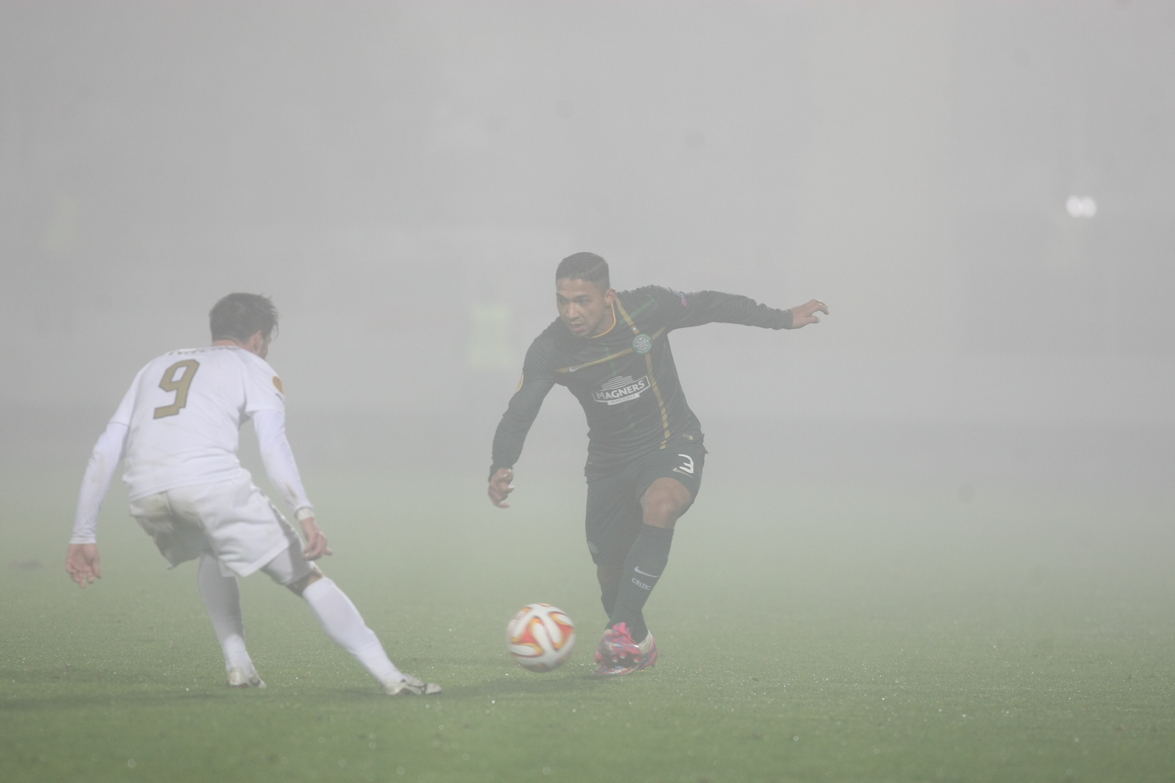 VIDEO&GALERIE FOTO/ Liga Europa: Astra - Celtic 1-1. Au spart ceața