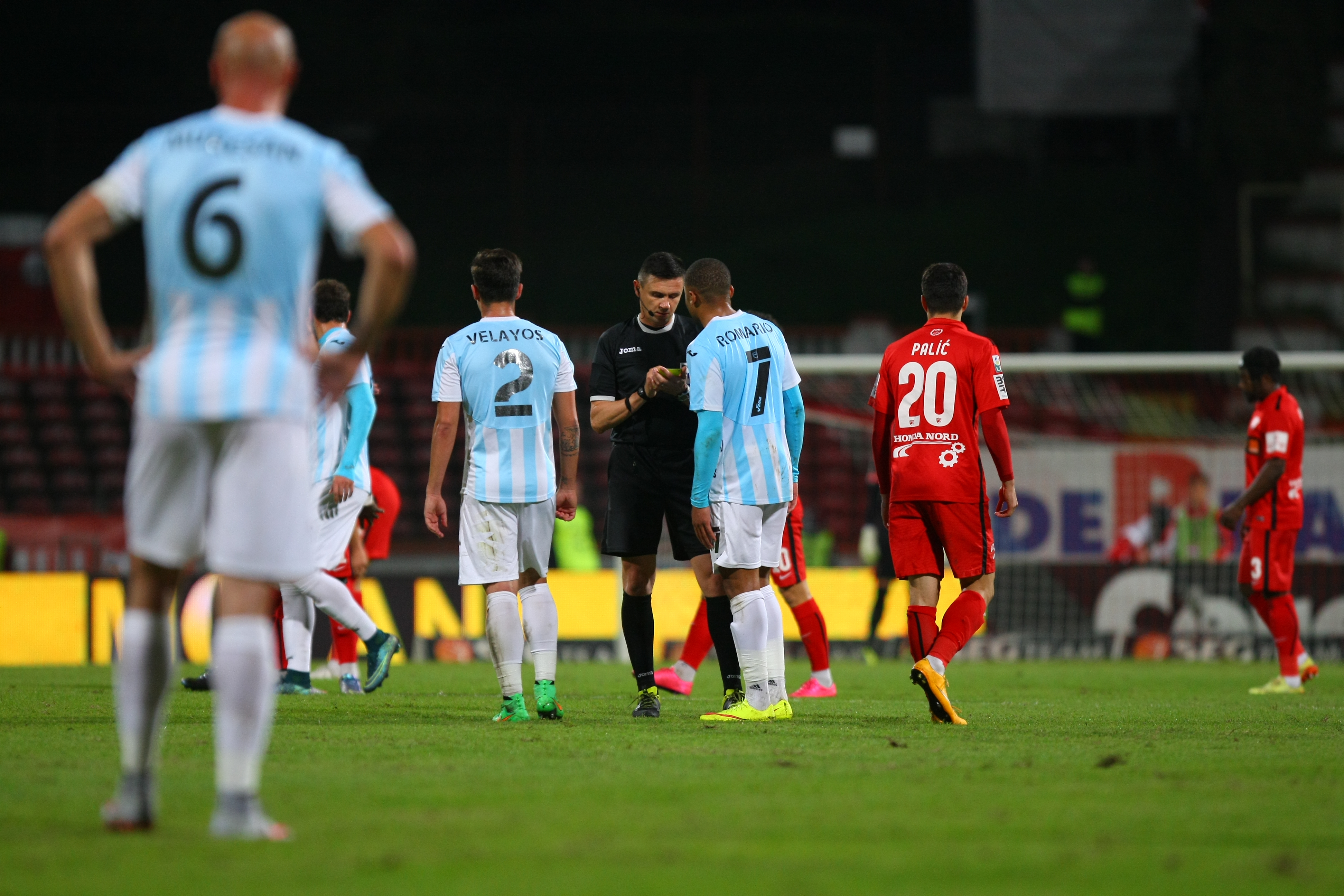 LIGA I LA FOTBAL, etapa a 14-a / Scandal după meciul Dinamo - ASA Tîrgu Mureș 2-1. ^Ardelenii protestează oficial printr-un comunicat în care reclamă un ”fault evident și lipsă de fair-play”! GALERIE FOTO