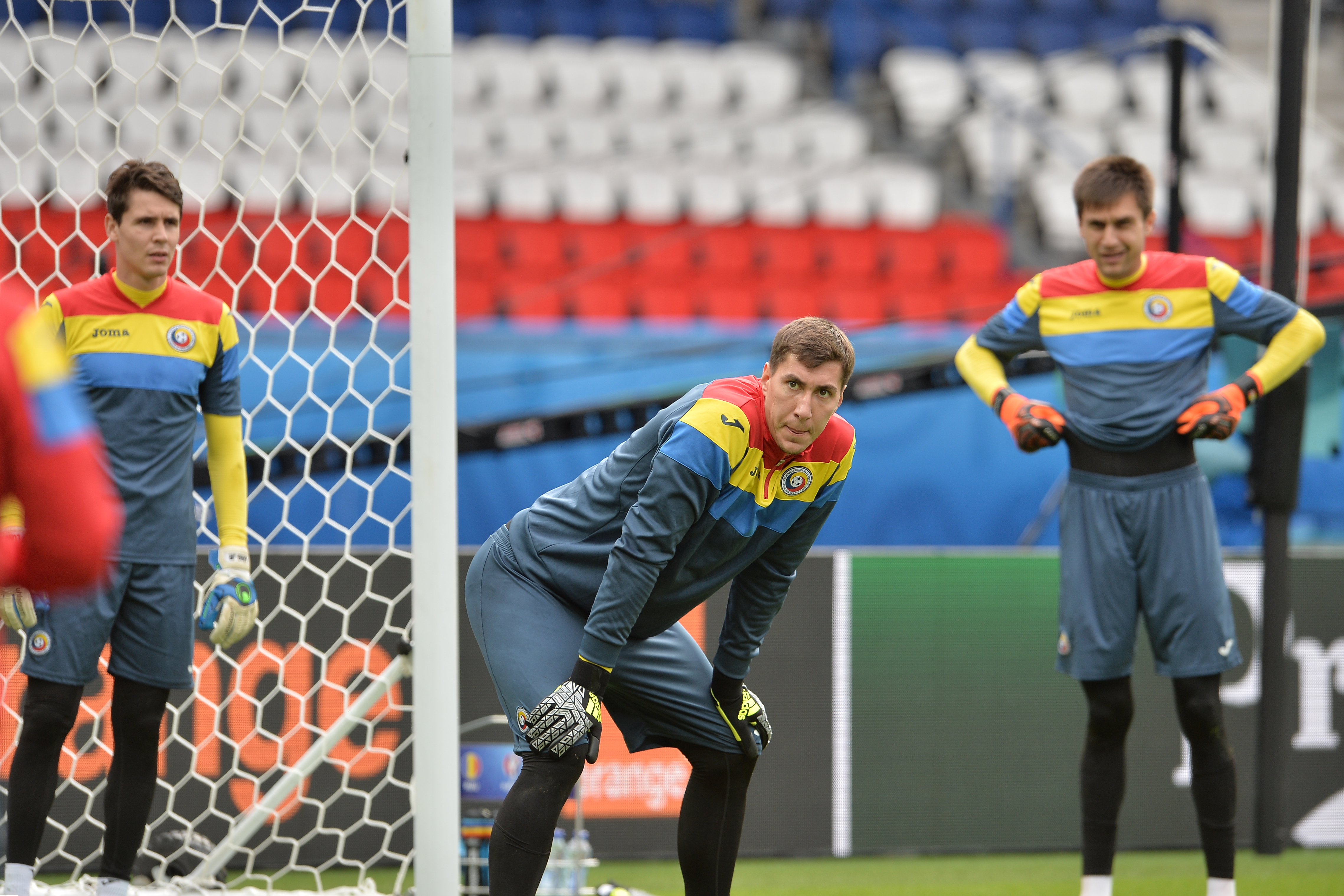 România - Elveția 1-1. Leșin după pauză! Stancu a deschis scorul din penalty, Mehmedi e egalat. Ne-am calificat la decisivul cu Albania!/ BLOG&FOTO&VIDEO