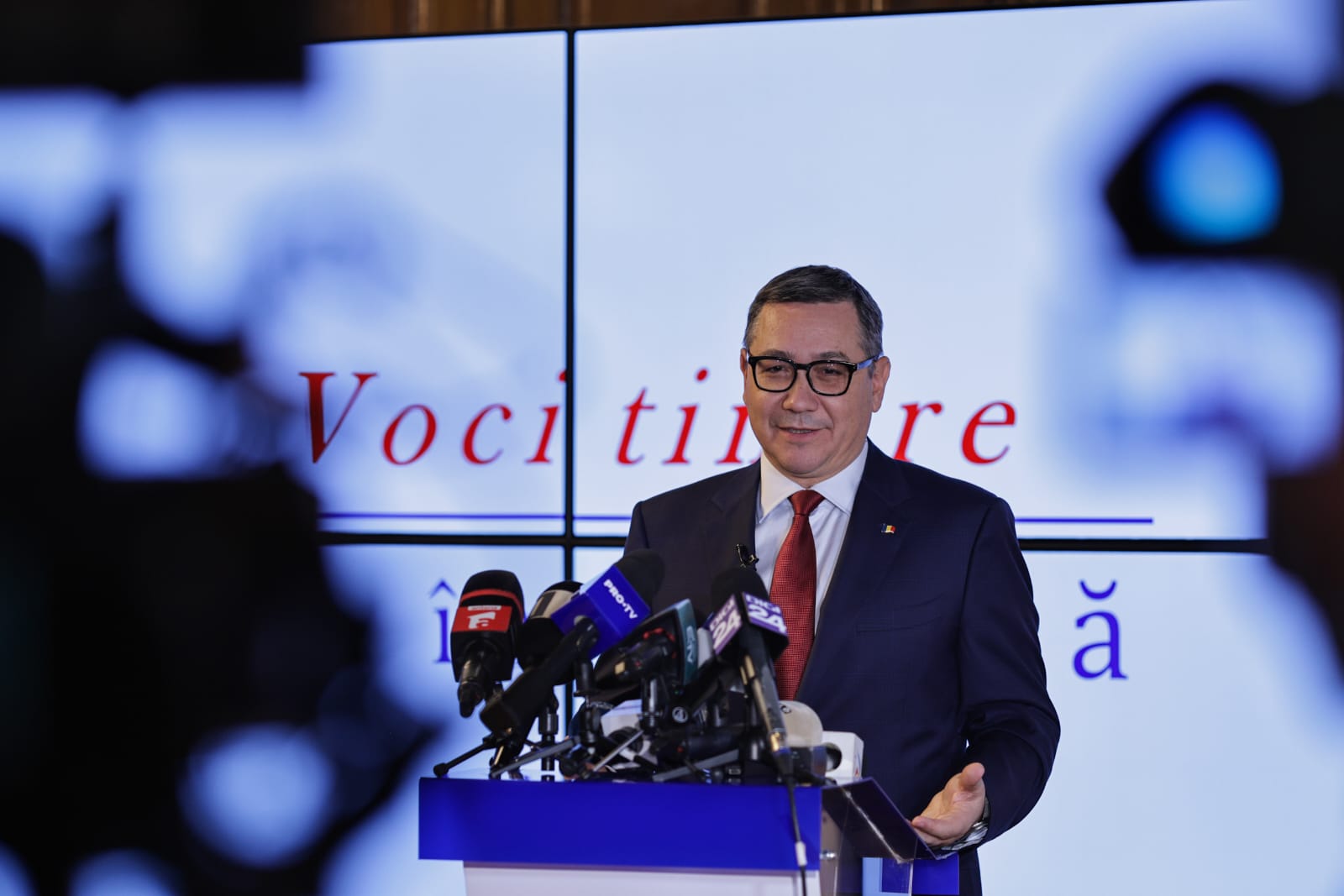 Victor Ponta și-a anunțat oficial candidatura la alegerile prezidențiale