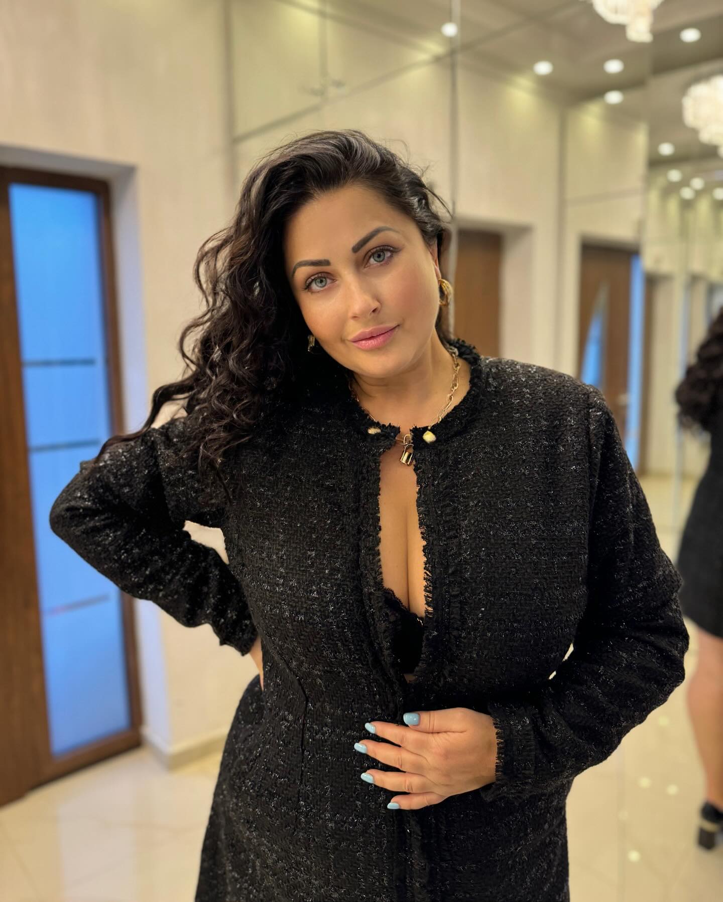 Imagini cu Gabriela Cristea în costum de baie. Cum arată vedeta, după ce a recunoscut că se luptă cu kilogramele în plus