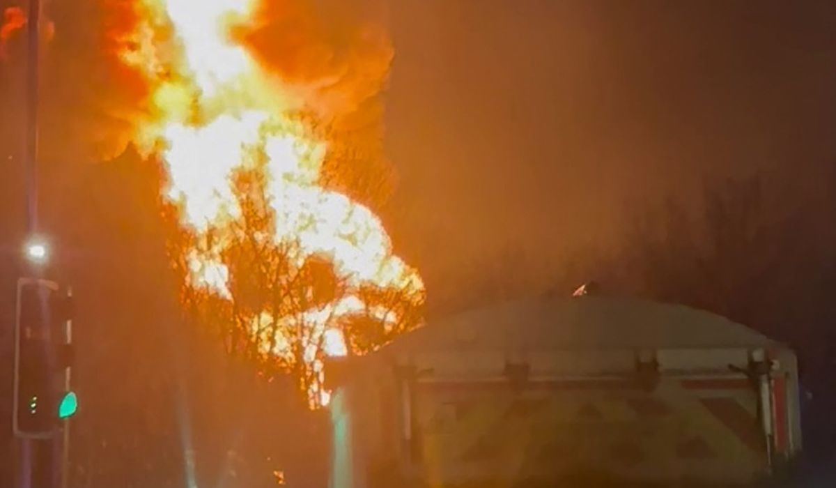Un incendiu puternic a paralizat Aeroportul Heathrow din Londra, unul dintre cele mai aglomerate din Europa. Mii de zboruri au fost anulate | VIDEO
