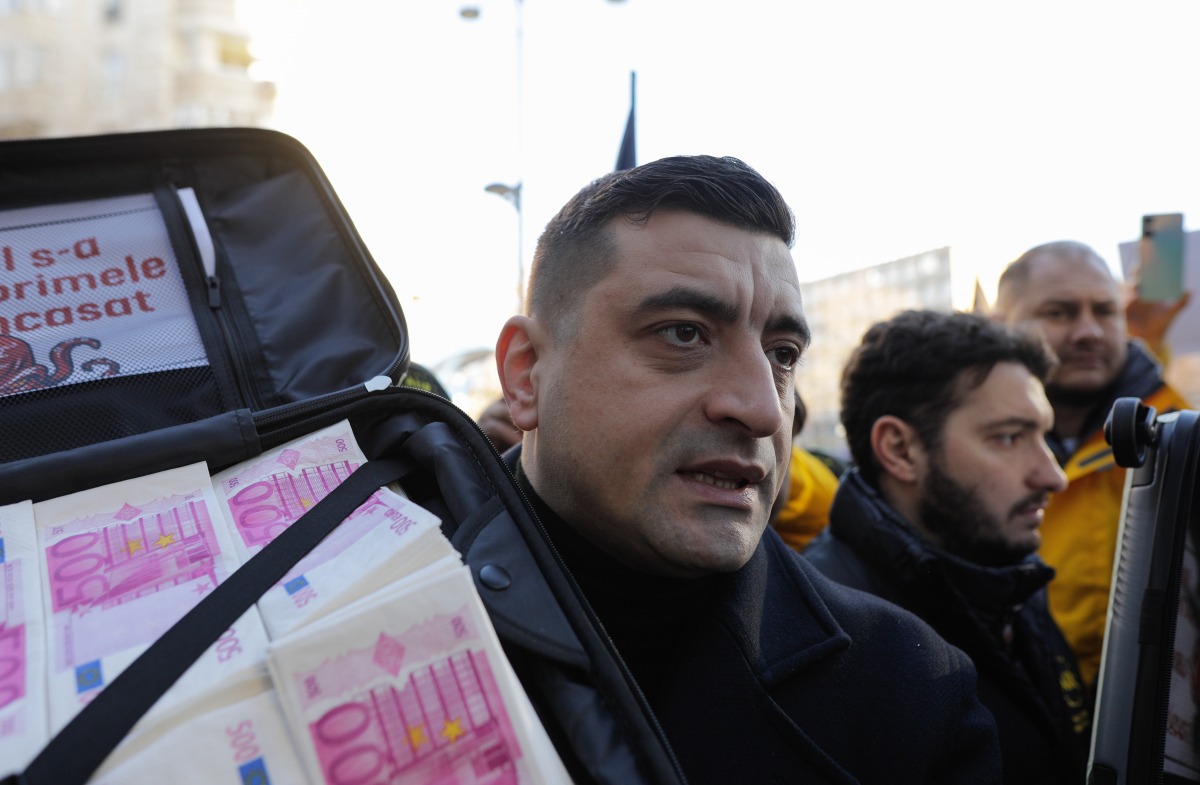 Protest AUR la sediul ASF, circulație blocată pe Splaiul Independenței