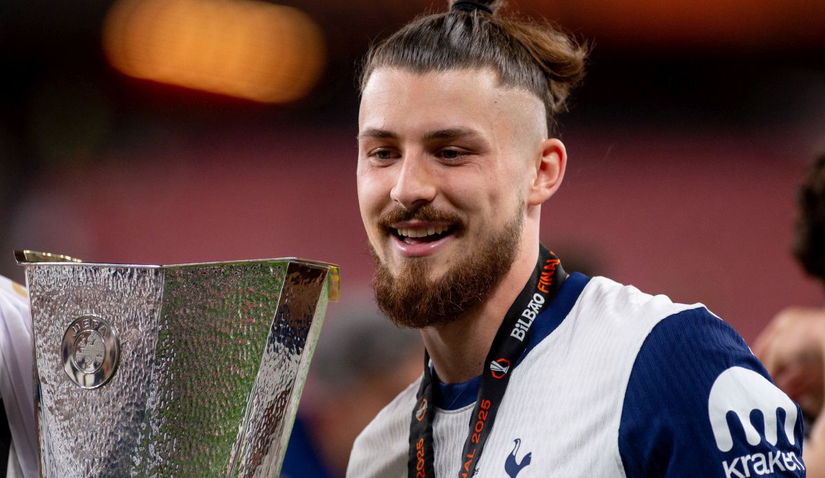 Radu Drăgușin și Ioana Stan se căsătoresc pe 20 ianuarie 2026. Cum s-au pregătit sora și fratele fotbalistului: „Champions League”