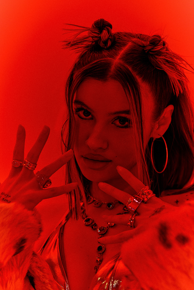 Erika Isac, artista care a lansat „Macarena”: „Când extrema dreaptă câștigă teren, nu vorbim doar despre partide, ci despre o cultură a fricii, a rușinii și a controlului”