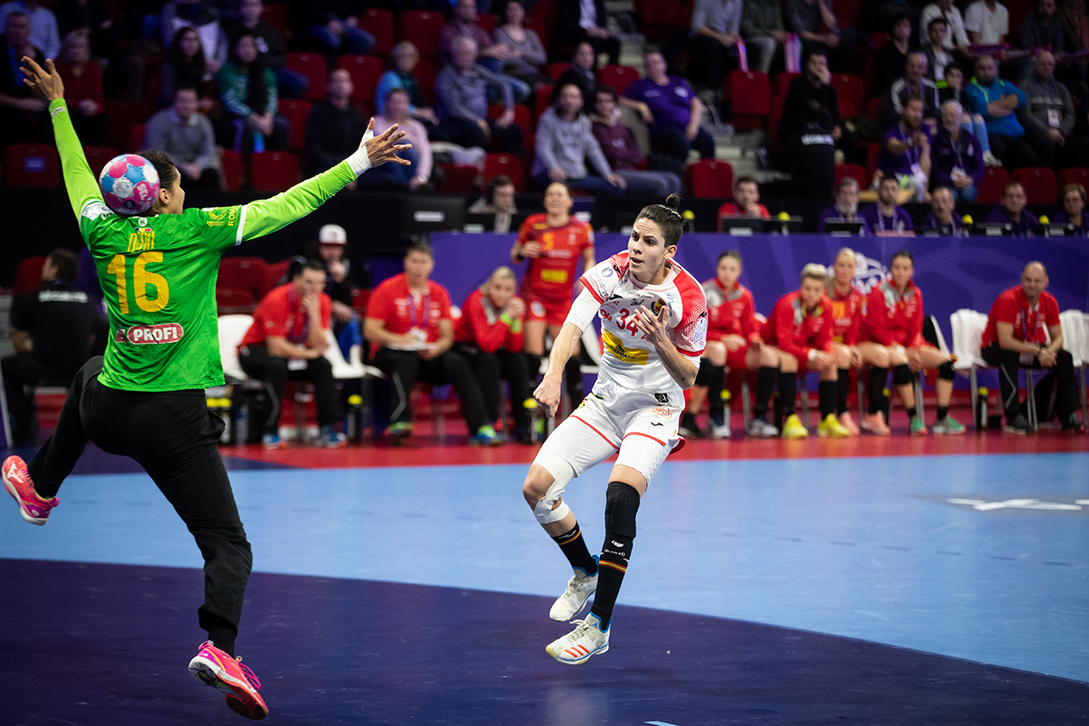 Succes, egal sau pierdem cu Ungaria la maximum două goluri = semifinale! Victorie: România - Spania, 27-25 la Euro 2018 de handbal feminin | GALERIE FOTO&VIDEO