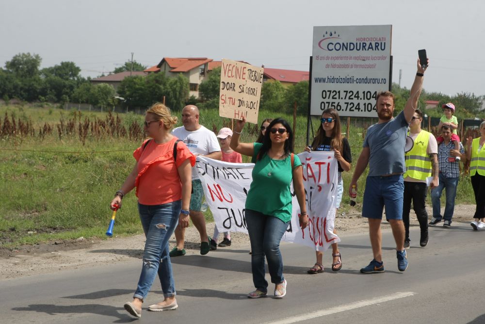 FOTO/ Protest în Prelungirea Ghencea. Este a 10-a acțiune de protest din ultimii 5 ani