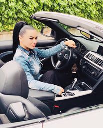 „Carmen de la Sălciua a murit!”. Fanii artistei, în stare de șoc din cauza unei știri false care s-a propagat pe internet