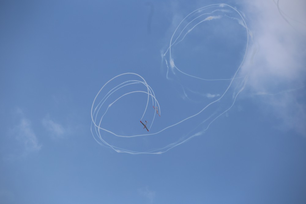UPDATE. Programul BIAS 2018. Ce se întâmplă la show-ul aviatic cu 150 de aeronave şi peste 100 de piloţi şi paraşutişti din 13 ţări / FOTO&VIDEO