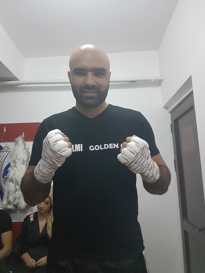Boxerul Bogdan Dinu, mesaj pentru colegul său tăiat cu sabia de interlop: ”Dedic victoria lui Ciprian și îi doresc să se facă bine!”