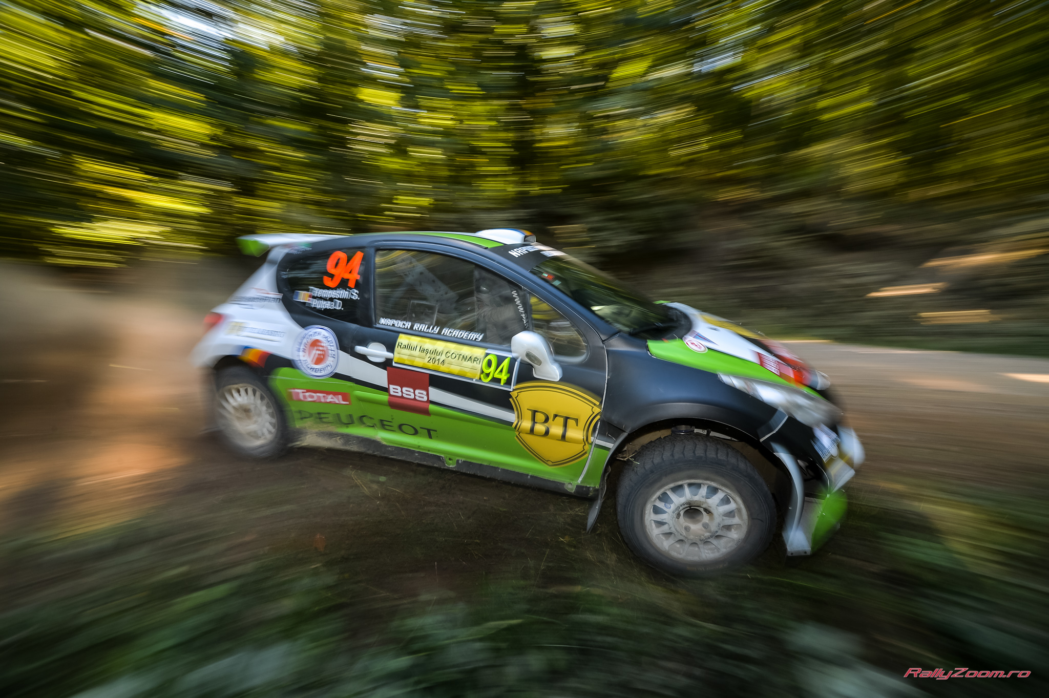FOTO / Napoca Rally: două mașini în top 6 la Raliul Iașiului