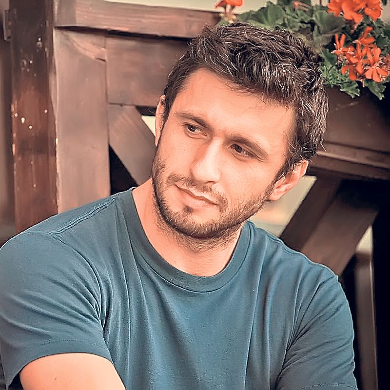 EXCLUSIV | Dragoș Bucur, așa cum puțini îl cunosc. Dezvăluiri impresionante ale celebrului actor