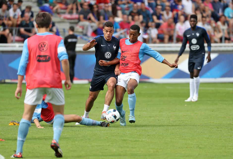 Într-un meci școală, Franța a învins Bayonne Under 19. Lacazette a marcat trei goluri