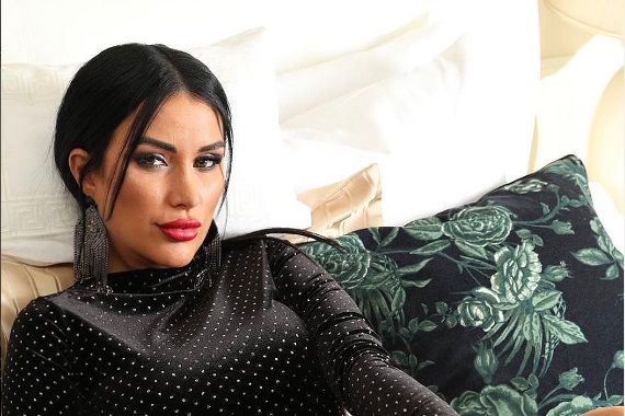 Daniela Crudu își vinde apartamentul din București. Cum arată și câți bani cere vedeta pe locuința de 88 mp