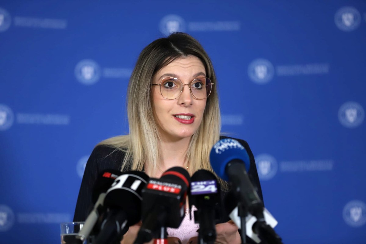 Diana Buzoianu a anunțat reguli noi pentru iazurile piscicole: „Avem cratere cu apă și oamenii au murit înotând acolo”