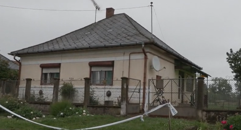 Horror Szamosújlakon: tizenéves gyerekek találtak rá szüleik holttestére – videó