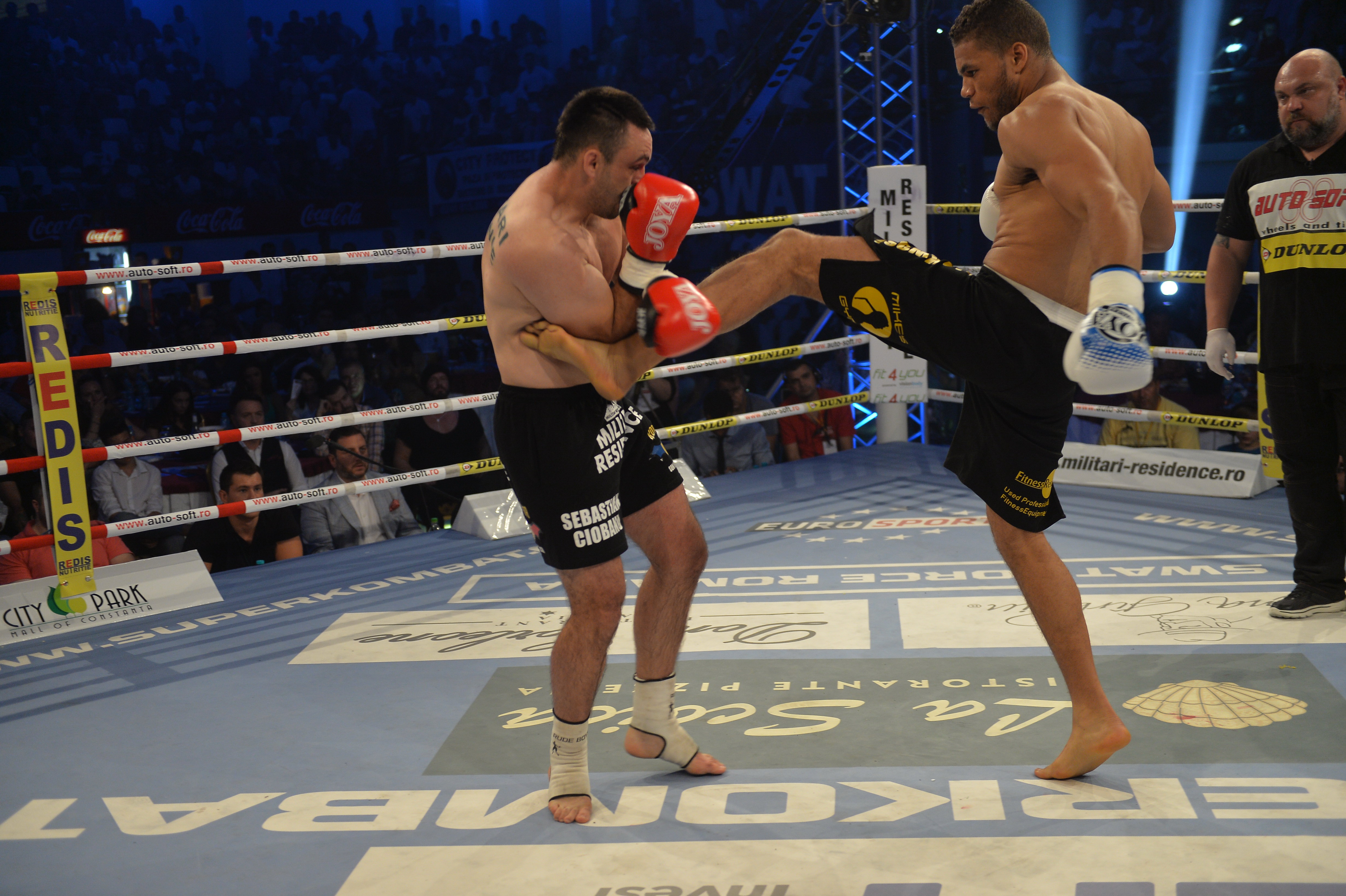 SUPERKOMBAT CONSTANȚA: Cătălin Moroșanu l-a distrus pe gigantul de 2,07 metri / REZULTATE & GALERIE FOTO & VIDEO