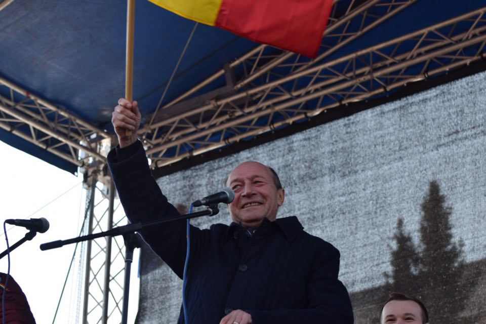 VIDEO | Traian Băsescu: ”Cer Parlamentului României și Parlamentului Republicii Moldovei unirea!”