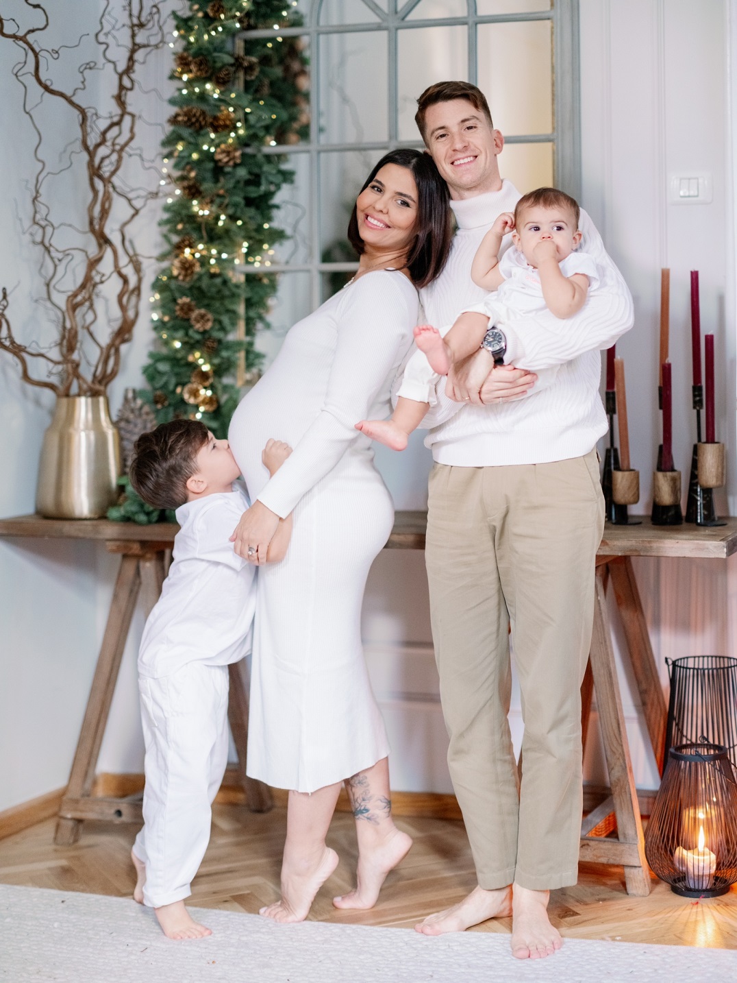 Andreea Popescu și Rareș Cojoc au divorțat oficial la notar. Decizia luată în privința celor trei copii