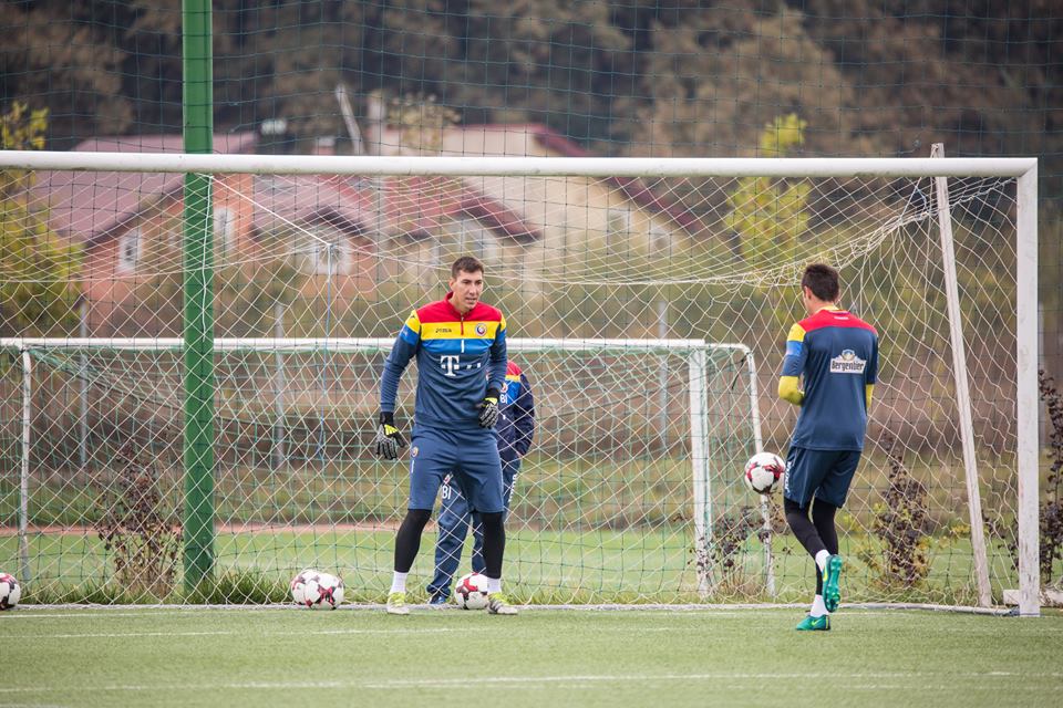Armenia - România (sâmbătă, ora 19:00, TVR 1). Tricolorii s-au antrenat pe sintetic în vederea meciului de marți cu Kazahstan