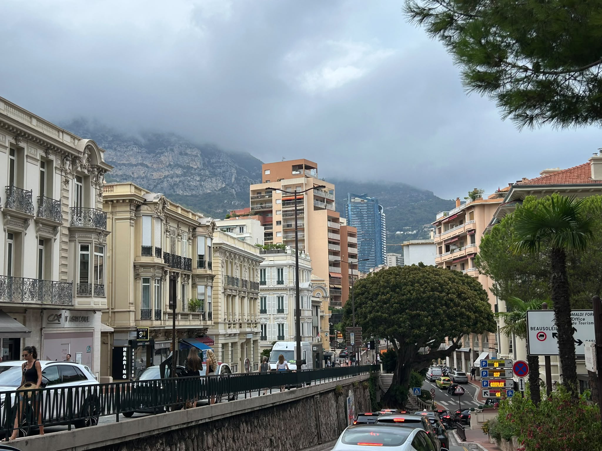 Cât a plătit Monaco să aducă La Vuelta lângă Cazinou, Hotel de Paris și palatul princiar