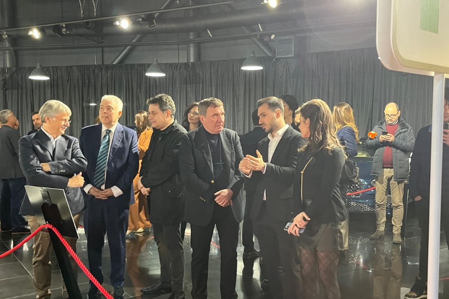 Ion Țiriac, apariție alături de Ioana, unica lui fiică. La același eveniment au fost și Kira Hagi și soțul Thomas Ferfelis