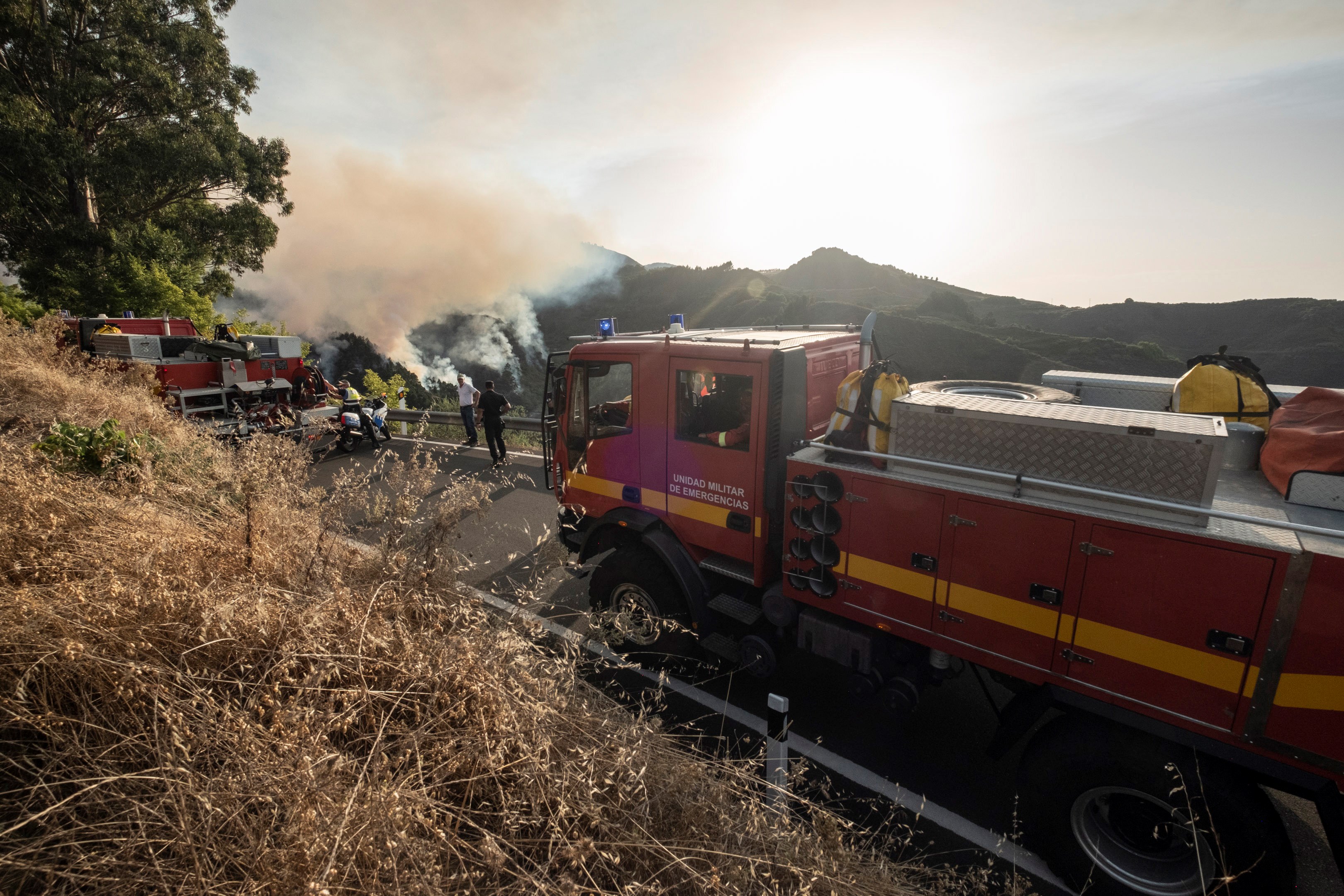 Peste 2.000 de persoane au fost evacuate, după ce un nou incendiu de pădure a izbucnit pe insula Gran Canaria. Pompierii abia localizaseră un focar, în urmă cu 5 zile