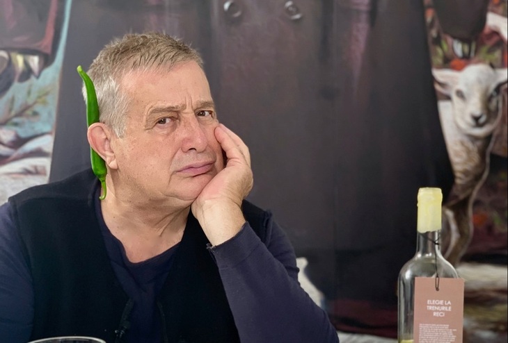 Cât costă o porție de salată de boeuf la restaurantul lui Mircea Dinescu din București: „Testăm și ne dăm cu părerea”