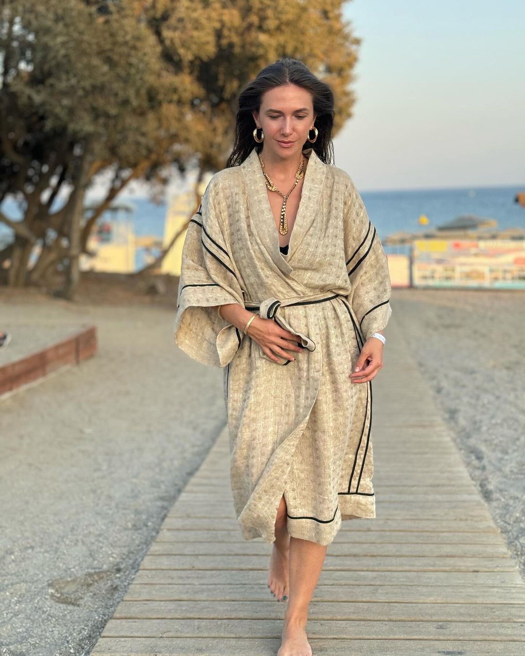 Ce crede ispita Alin Simoiu de la „Insula iubirii” despre soția prezentatorului Radu Vâlcan: „Un prieten foarte bun e rudă cu Adela Popescu”