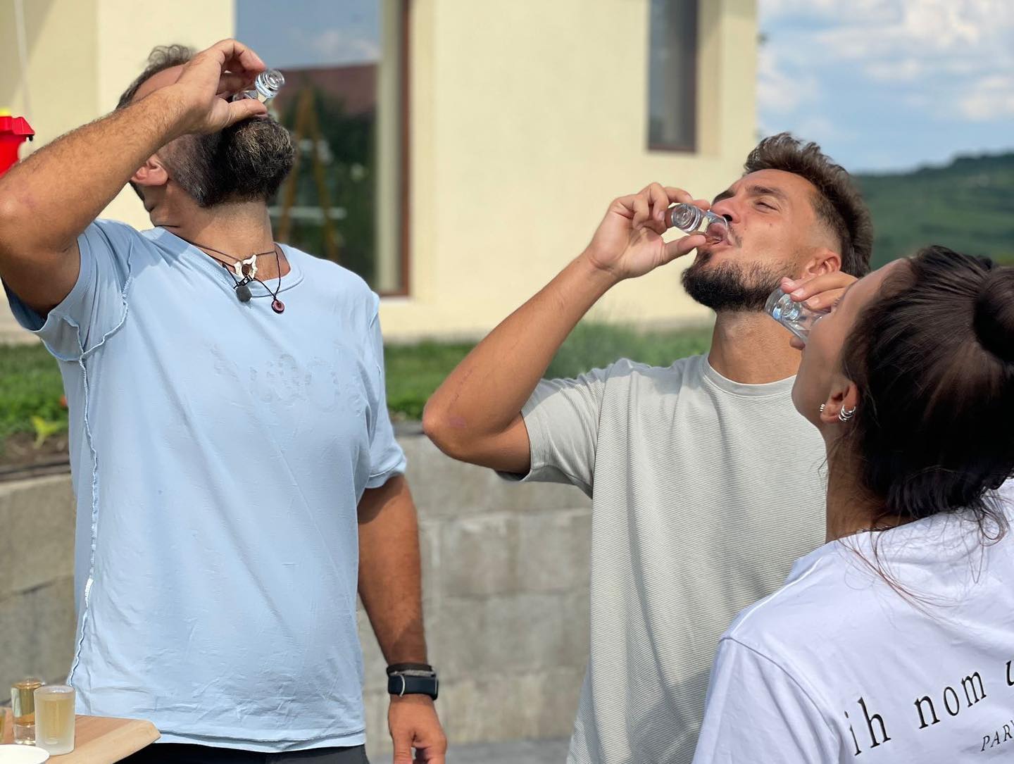Dan Ursa a dat petrecere în aer liber. Cum a sărbătorit victoria de la Survivor 2023 alături de Andrei Krișan și Ștefania Stănilă