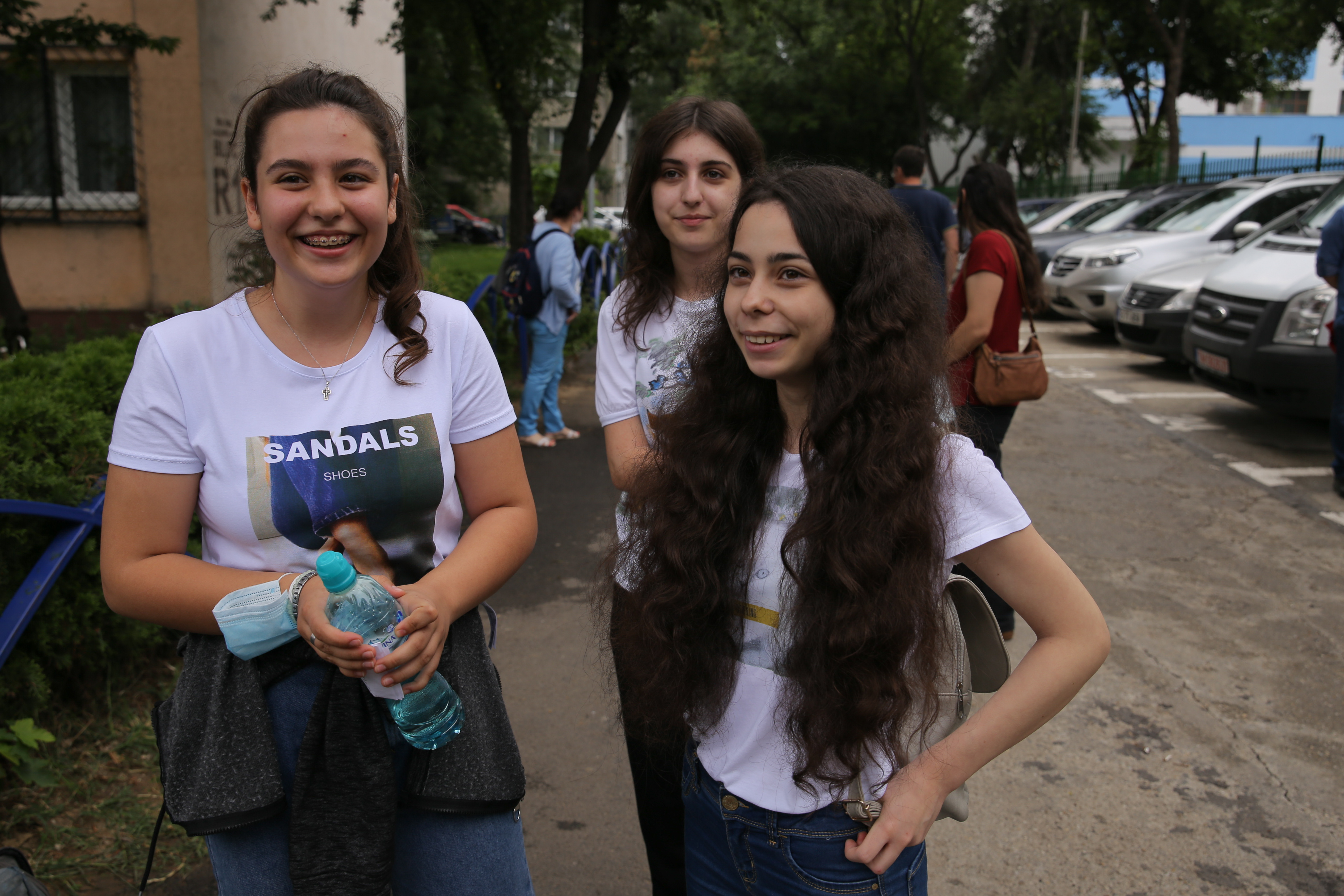 Evaluarea Națională | Testarea la română, emoții mai mari pentru părinți decât pentru copii: ”A fost ușor, mă aștept la notă mare”