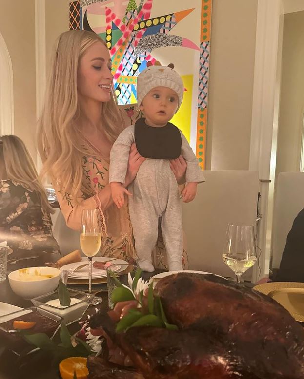 Paris Hilton are o fetiță, după ce a apelat la o mamă surogat. A ales un nume inedit pentru cel de-al doilea copil