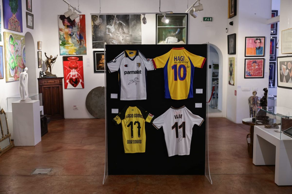 Cât costă un tricou semnat de Maradona sau Pele la gala caritabilă lansată de Ziua Națională Grigorescu