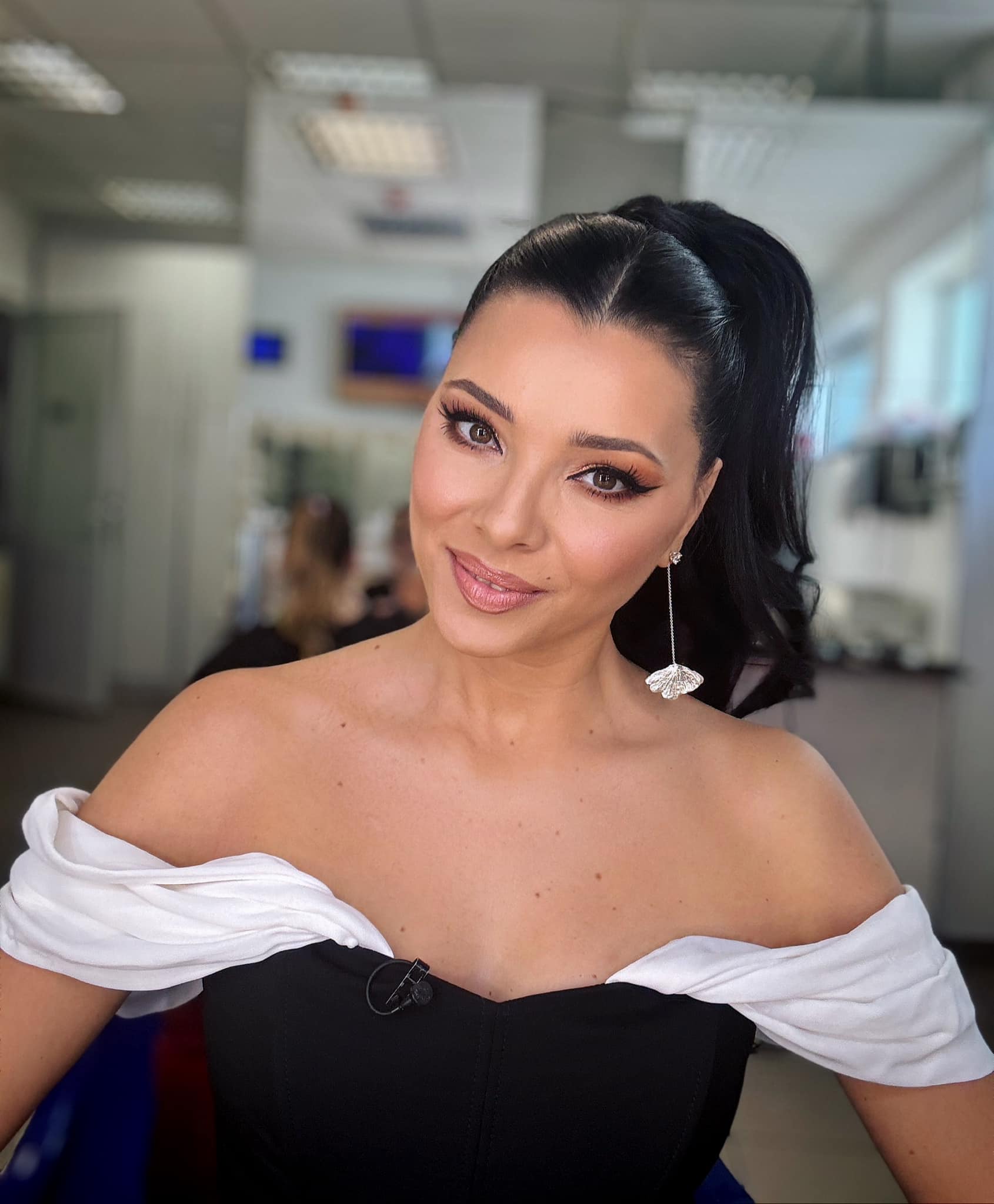 Ce face Florin Busuioc în culisele Știrilor Pro TV. Corina Caragea l-a dat de gol: „Busu jucătorul”