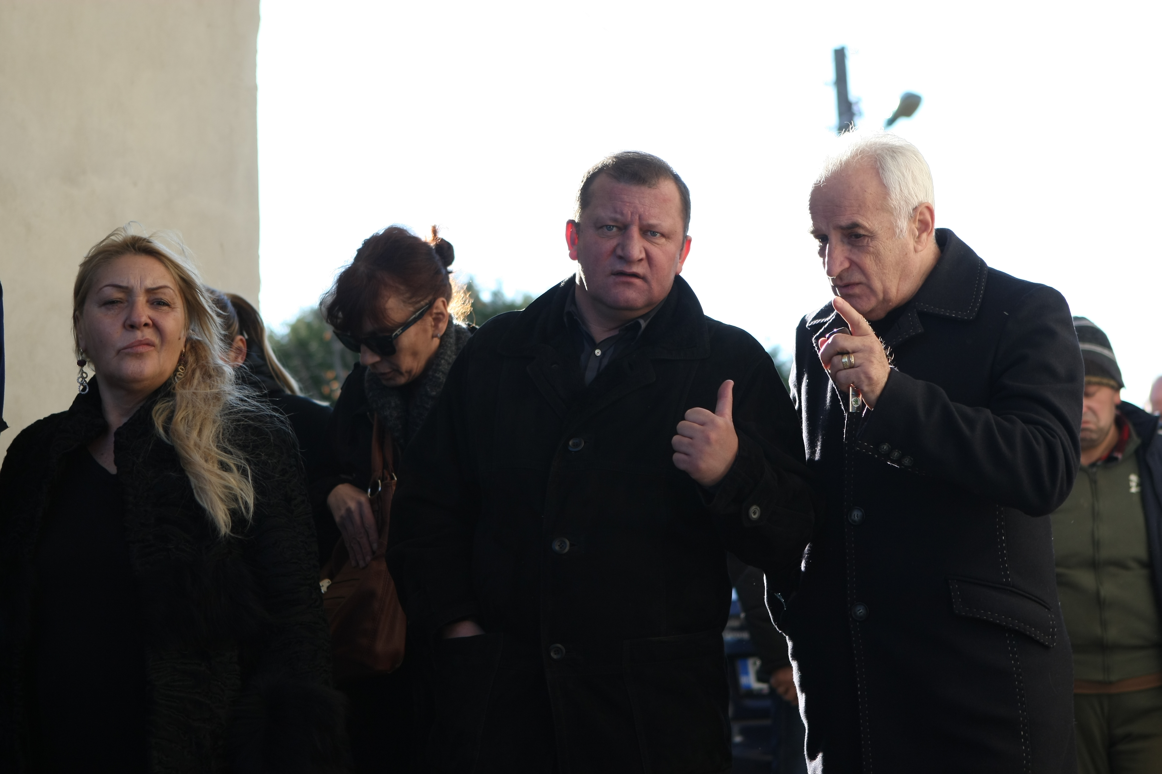 Daniel Prodan a fost înmormântat, azi, la cimitirul Sf. Ilie din Voluntari. Promisiune în lacrimi făcută de Gică Popescu: ”Îți vom îndeplini visul” | GALERIE FOTO