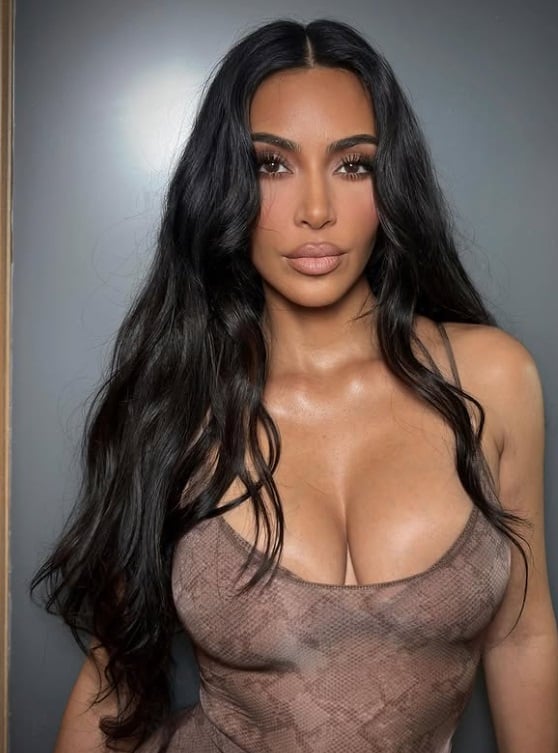 Kim Kardashian și Lewis Hamilton ar forma cel mai nou cuplu din showbiz. Unde au petrecut un weekend romantic, înainte să ajungă la Paris
