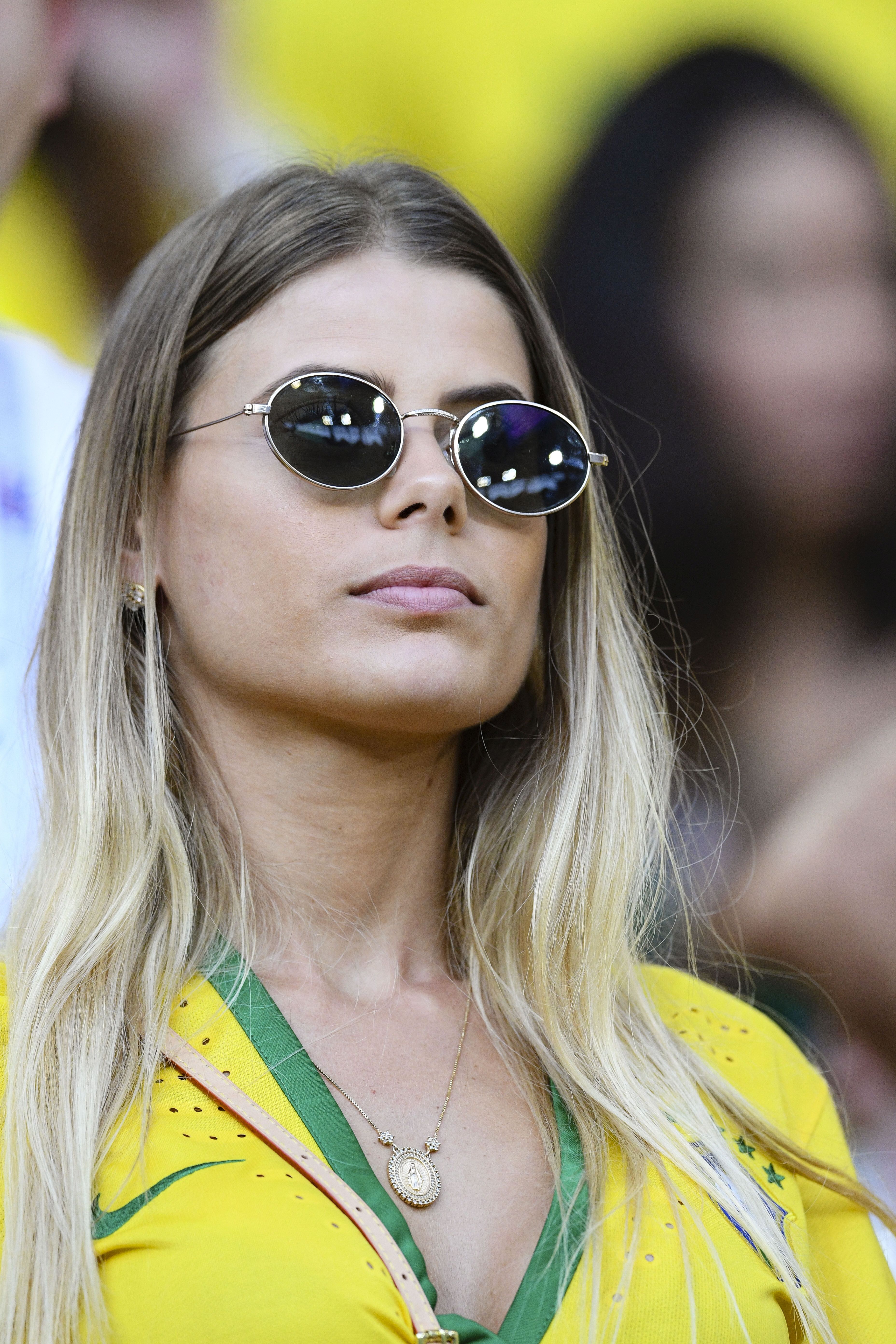 Fotbaliștii din naționala Braziliei sunt susținuți de iubite, soții și fotomodele celebre la Cupa Mondială de fotbal 2018 / GALERIE FOTO