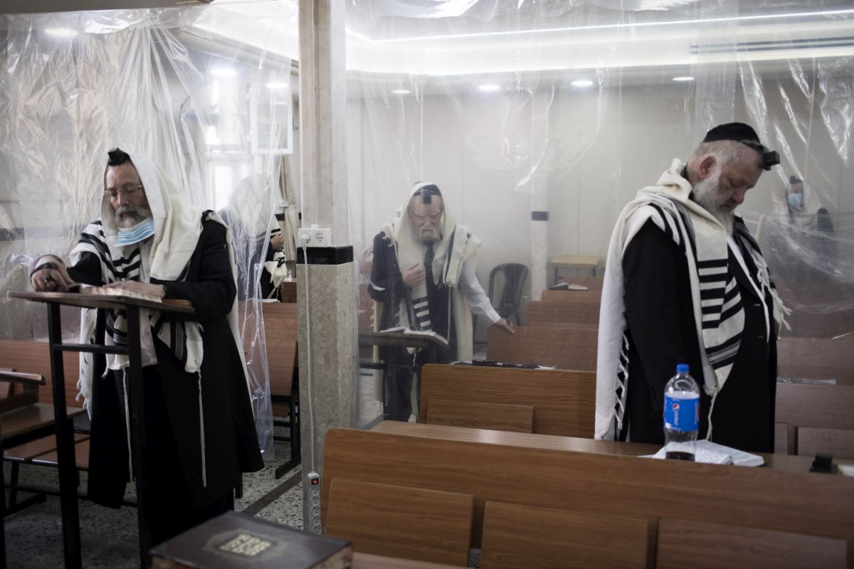 Săptămâna în imagini | Șase luni de pandemie, o luptă între ”mascați” și femei în Belarus și un fenomen ”post-apocaliptic” în SUA