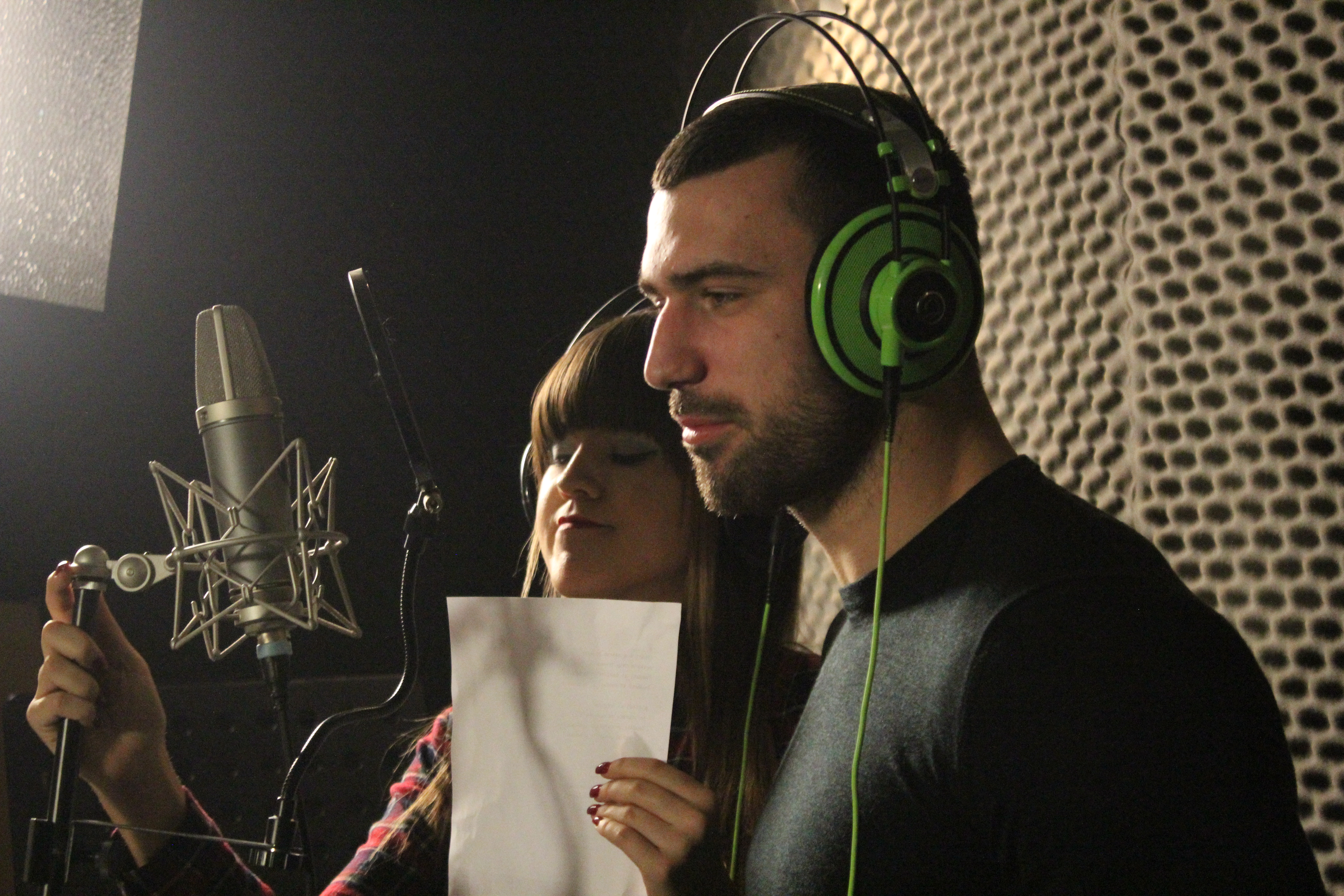 EXCLUSIV / Primiți cu colindul? Luptătorii Superkombat au intrat în studio! GALERIE FOTO&VIDEO
