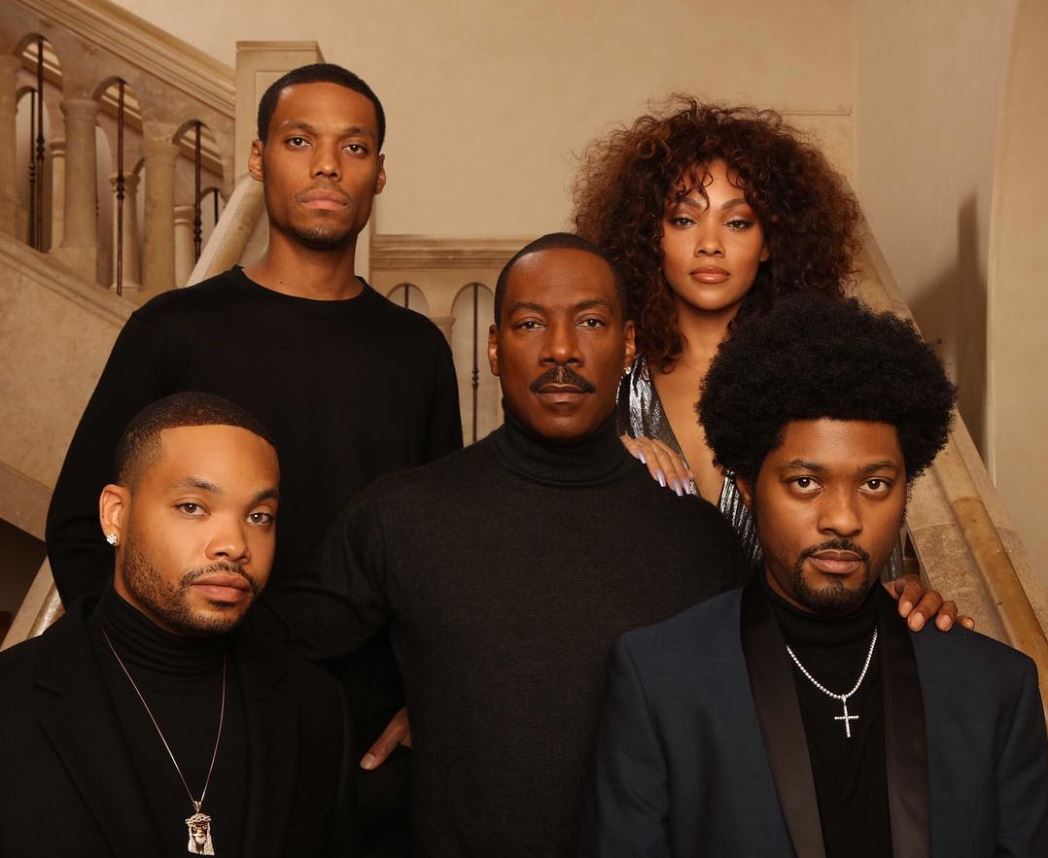 GALERIE FOTO| Fotografie de colecție. Eddie Murphy alături de cei 10 copii ai săi