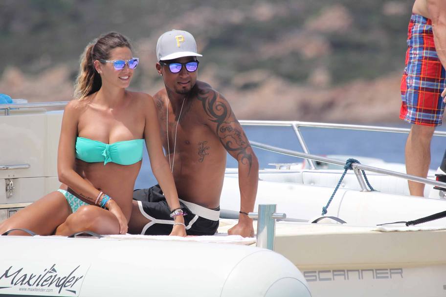 GALERIE FOTO / Melissa Satta, femeia fatală a Italiei: ^”Știu cum să înnebunesc un bărbat!”