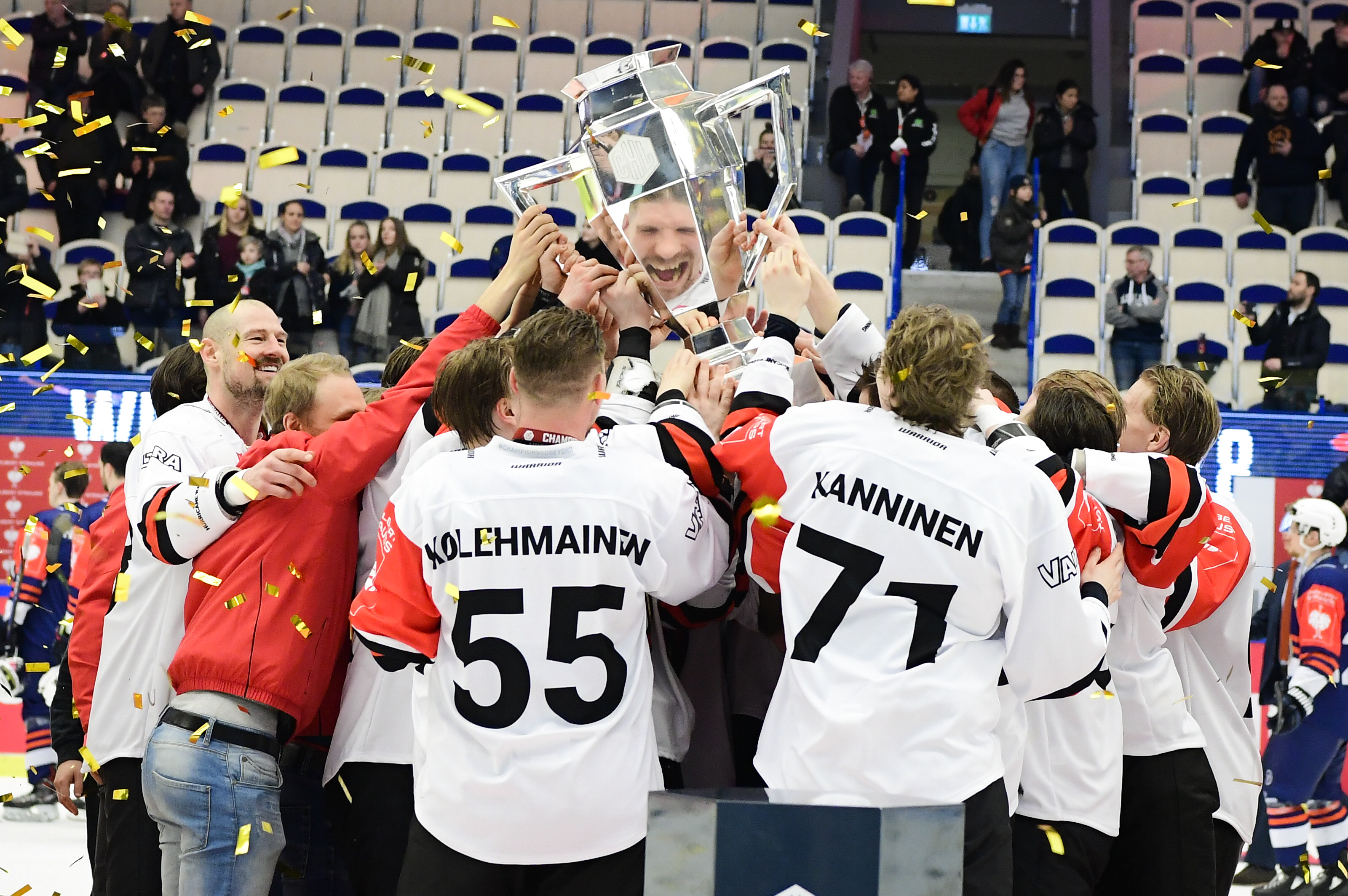Formația finlandeză JyP a câștigat Liga Campionilor 2018 la hochei pe gheață / FOTO