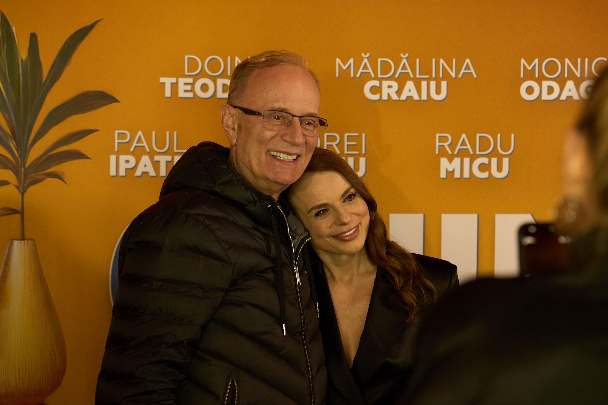 Paul Ipate, piesă de teatru alături de Andrei Mateiu, Doina Teodoru, Mădălina Craiu, Monica Odagiu, Radu Micu și Ionuț Negoi: „6 inimi, 3 greșeli”