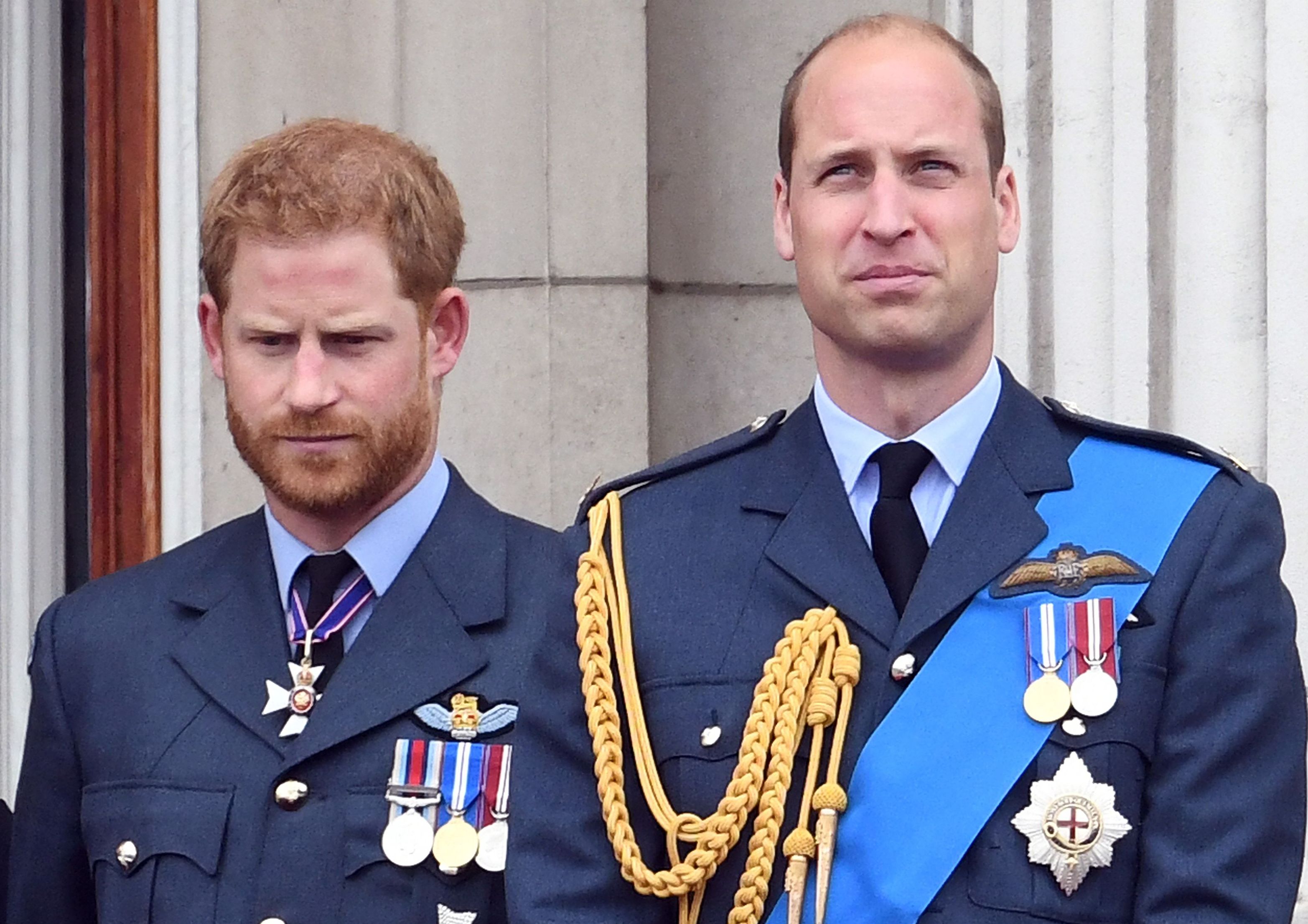 Adevăratul motiv pentru care prinții William și Harry l-au rugat pe regele Charles să nu se căsătorească cu Camilla