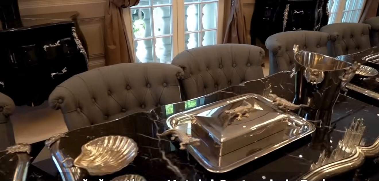 Imagini din casa în care Andreea Sasu și Philipp Plein locuiesc. Doar în filme mai vezi așa ceva
