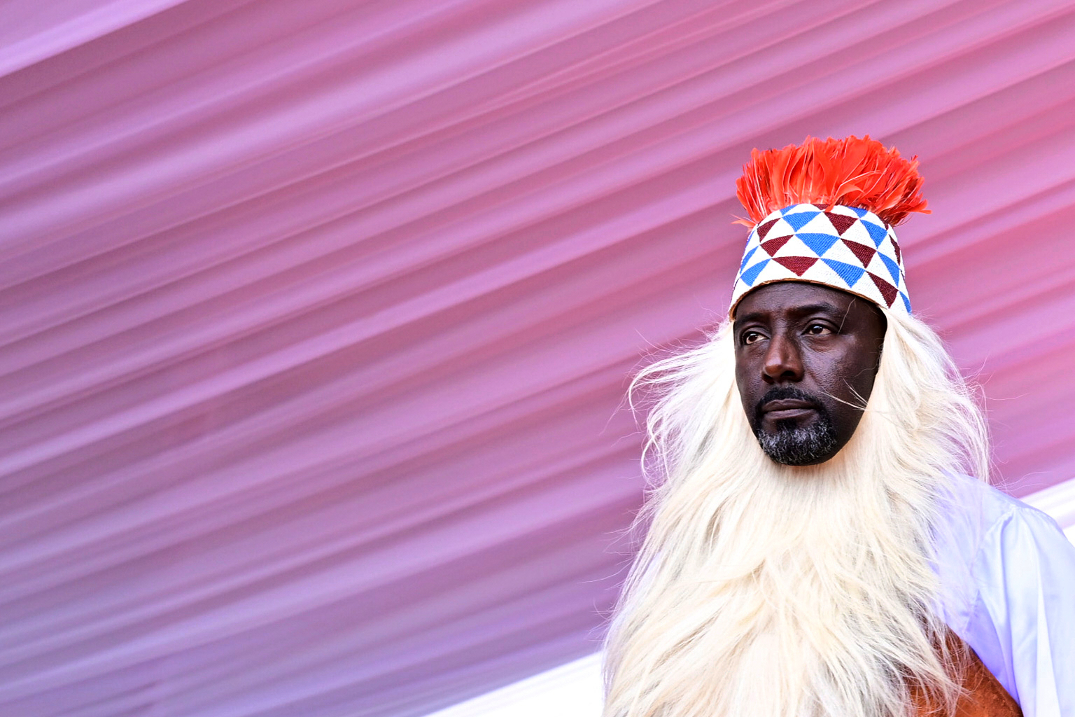 Fostul prezentator TV Edward Rukidi Kijanangoma a devenit regele Edward Rukidi Nyabongo