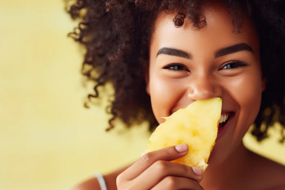 Here’s why women need to eat pineapples every day