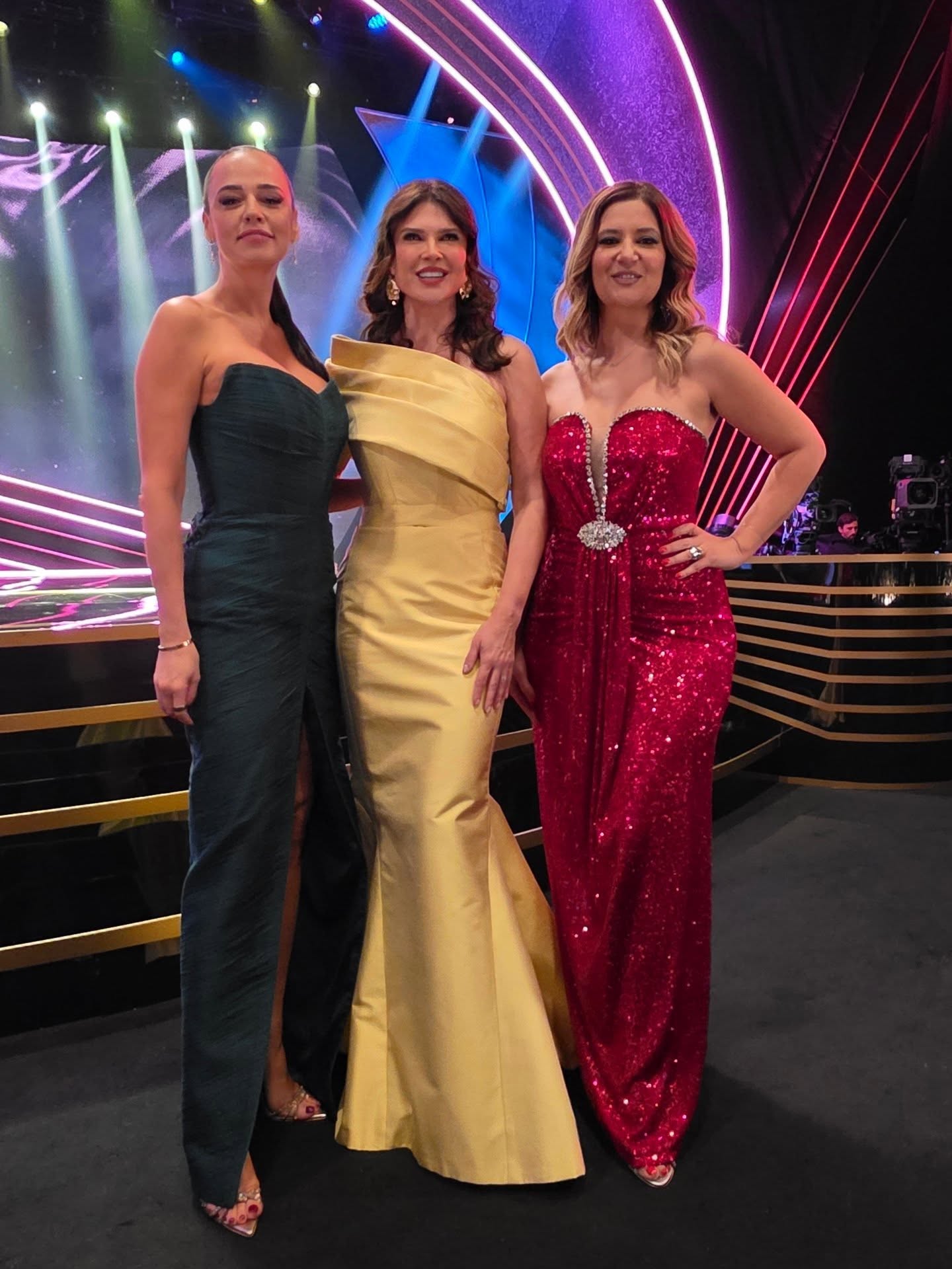 Mihaela Rădulescu nu mai ține doliu. Unde apare alături de Andreea Esca, Iulia Vântur și alte vedete: „Mă bucur să o văd zâmbind”
