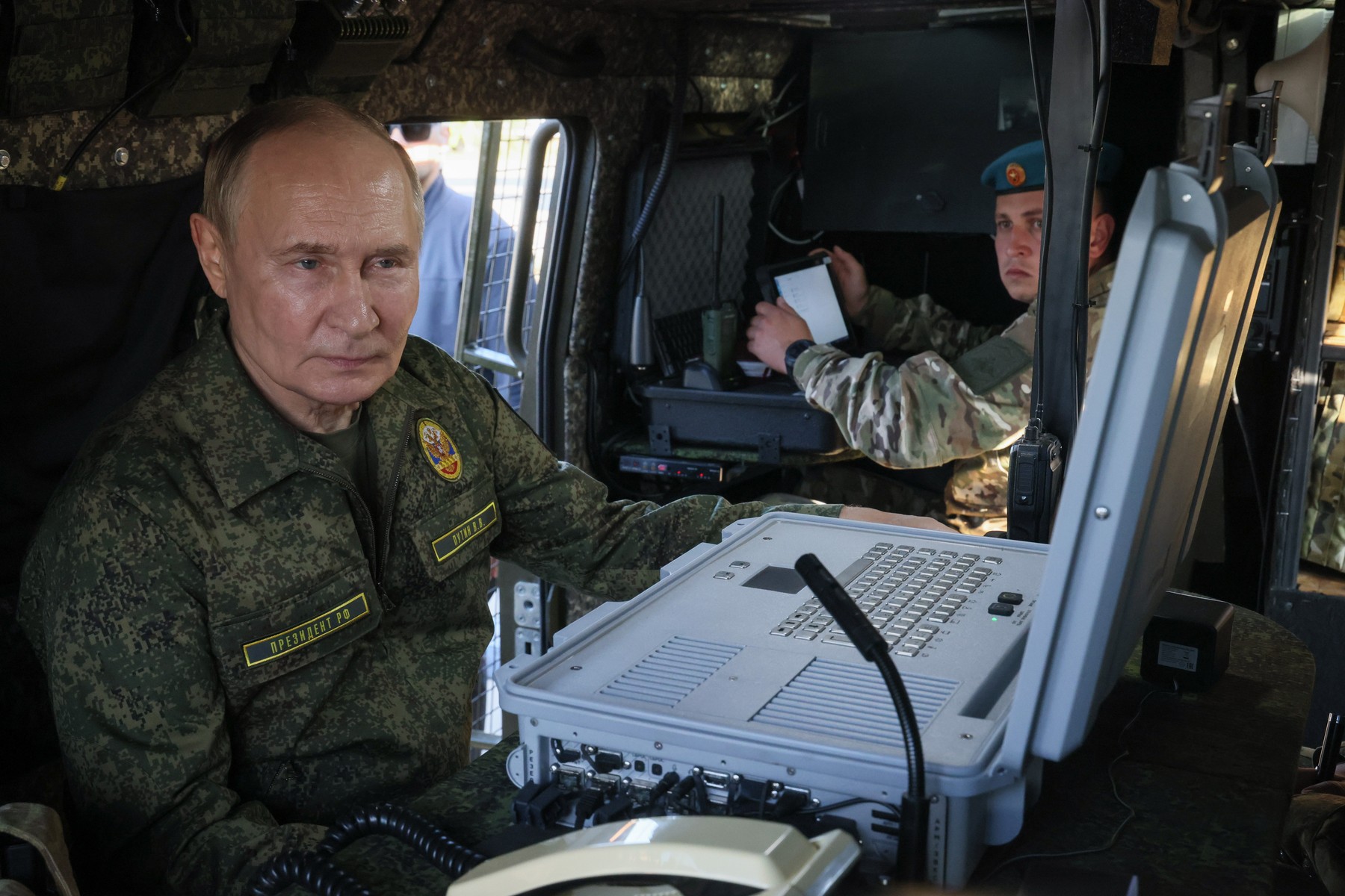 Vladimir Putin, apariție neobișnuită la finalul manevrelor militare Zapad 2025: „Inamicul a fost înfrânt”
