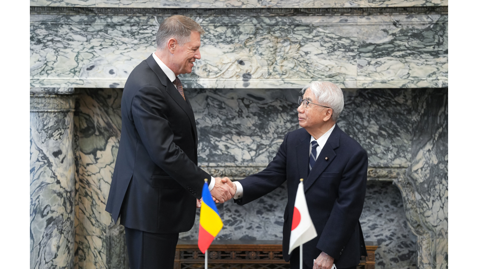 Klaus Iohannis a fost singurul care nu a purtat mască la întâlnirea cu oficialii Japoniei